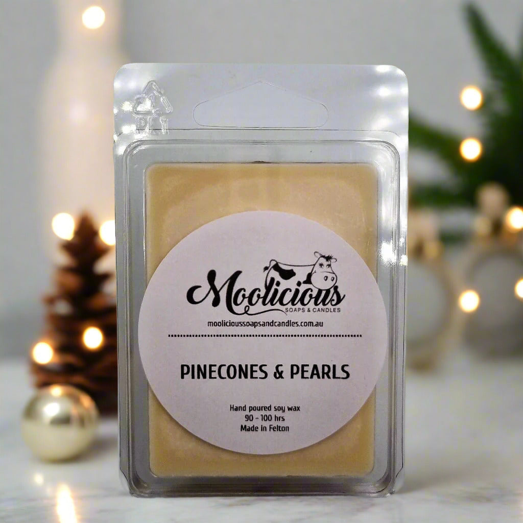 Pinecones & Pearls wax melt