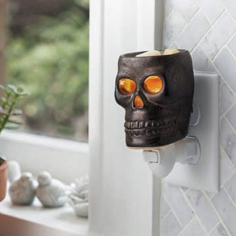 Skull pluggable Candle Warmer